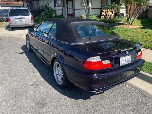 Image for article titled At $3,999, Is This 2002 BMW 330Ci a Drop-Top Dream Deal?