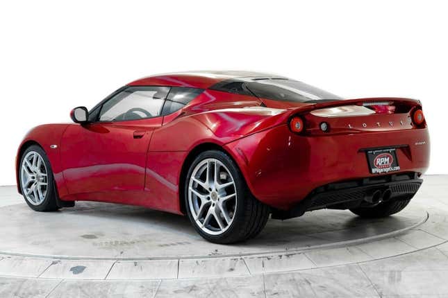 Image for article titled At $47,991, Is This 2011 Lotus Evora Worth Evaluating?