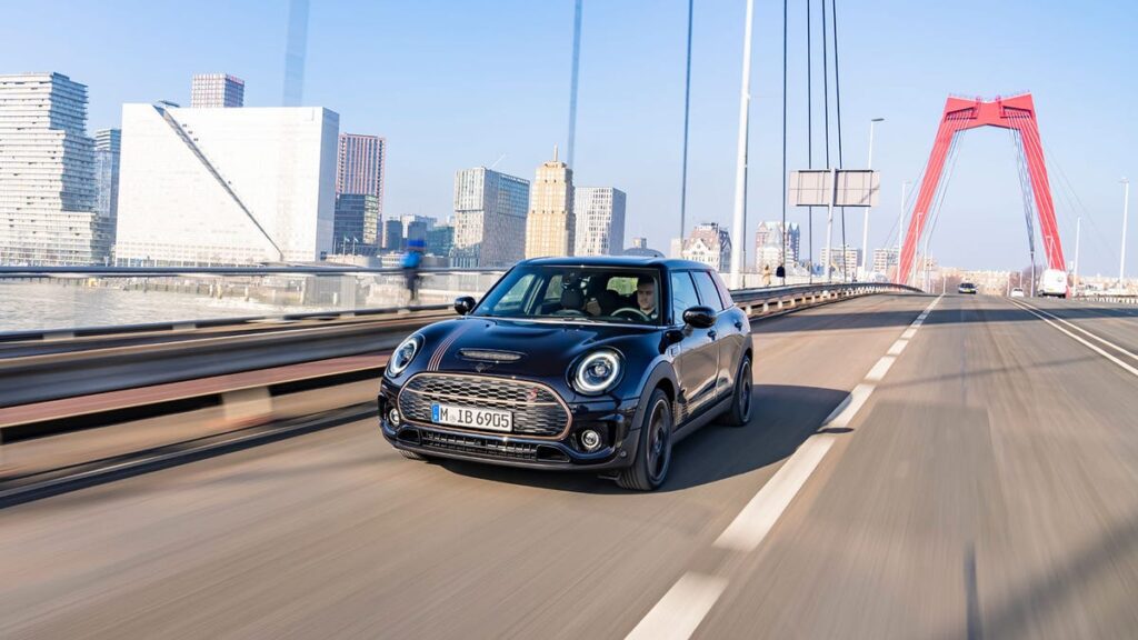 Mini Takes a Club to the Clubman