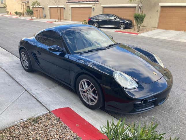 Image for article titled At $18,800, Could This 2008 Porsche Cayman Get You To Bite?