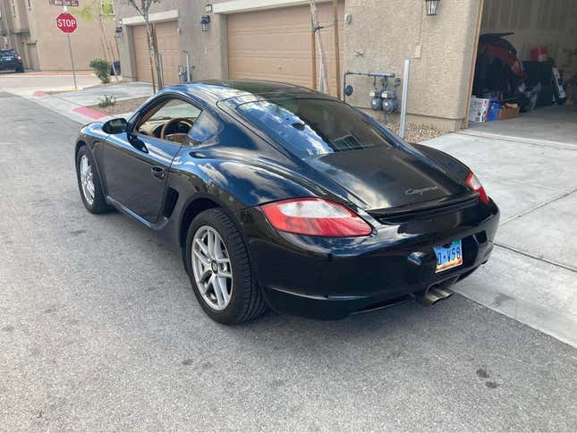 Image for article titled At $18,800, Could This 2008 Porsche Cayman Get You To Bite?