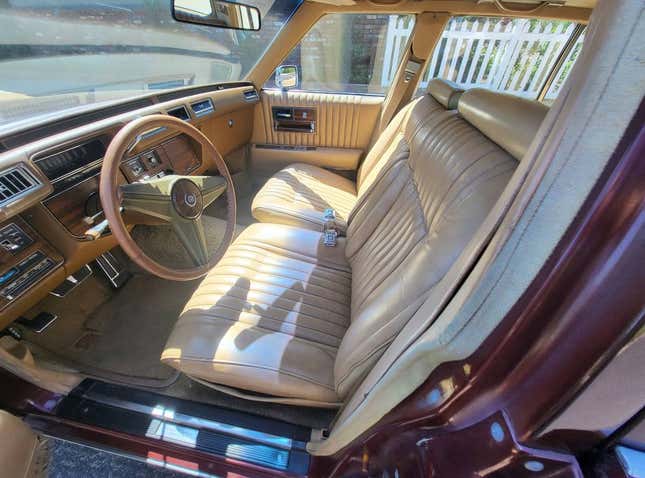 Image for article titled At $9,500, Is This 1976 Cadillac Seville a Classy Classic?