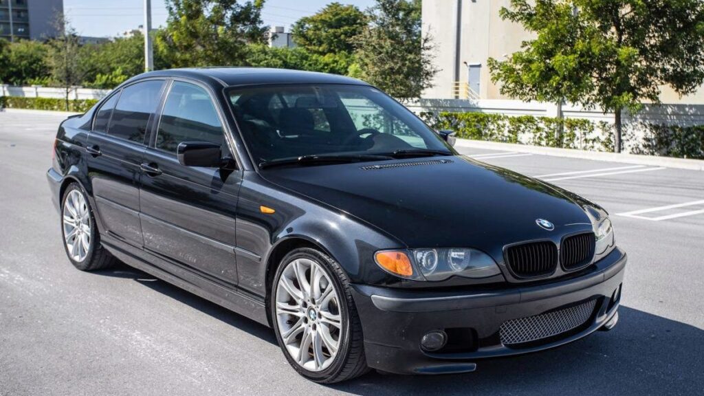 At $9,500, Is This 2003 BMW 330i ZHP a Bavarian Bargain?