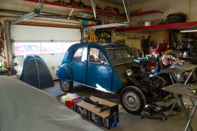 Image for article titled America&#39;s Best Citroën Mechanic Wants You to Take Over His Shop