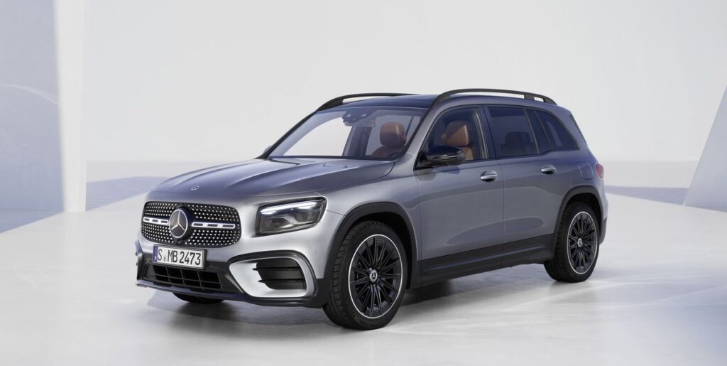 2024 Mercedes-Benz GLB Gets Subtly Restyled and Adds Electrified Engines