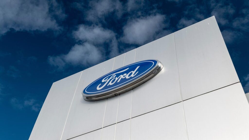 Ford's Future Self-Driving Cars Could Repossess Themselves