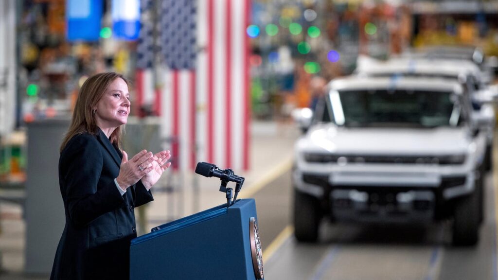 General Motors Offers 'Voluntary Separation' to Salaried Workers in the U.S.