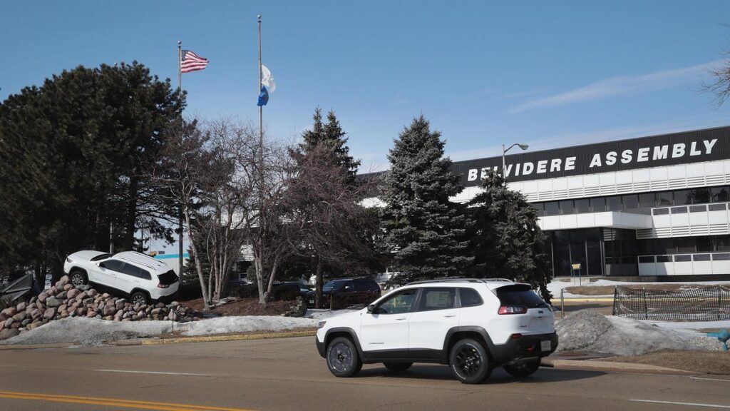 The Last Jeep Cherokee Rolls Off the Line At Belvidere