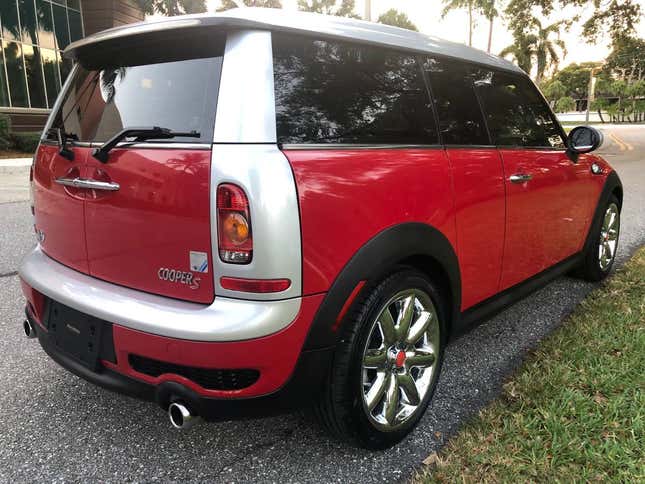 Image for article titled At $7,500, Is This 2008 Mini Cooper Clubman a Maxi Bargain?