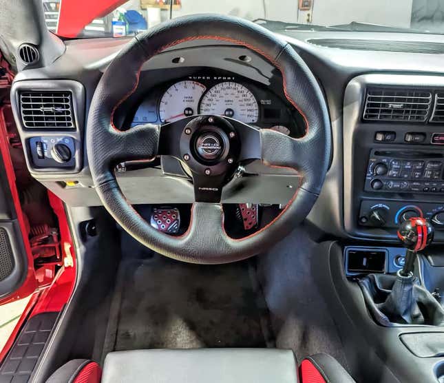 Image for article titled At $18,000, Is This 1998 Chevy Camaro SS a Dead-On Deal?