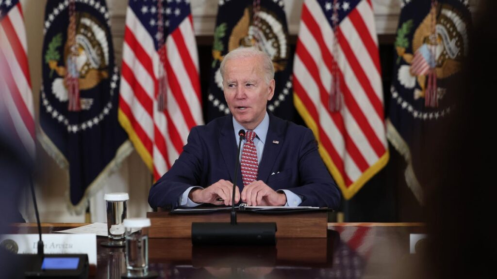 Biden to Announce Toughest Vehicle Emission Rules Next Week