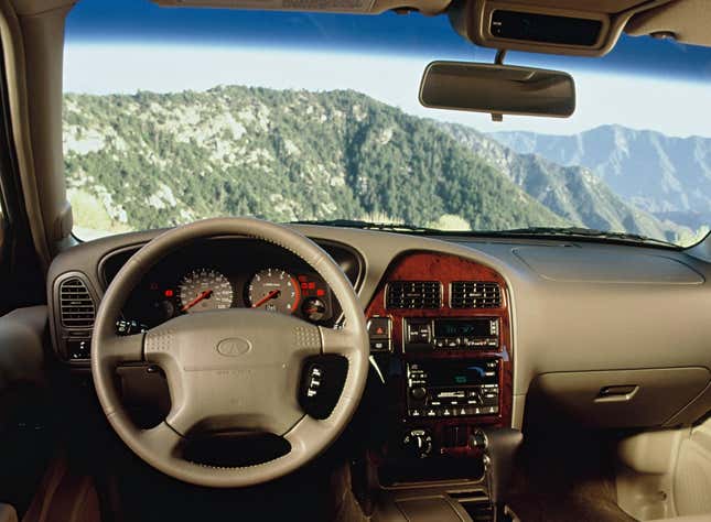 The interior of the Infiniti QX4