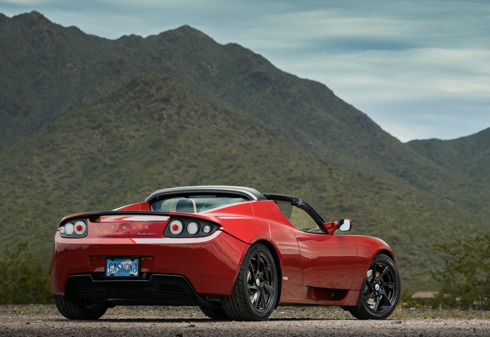 2011 tesla roadster