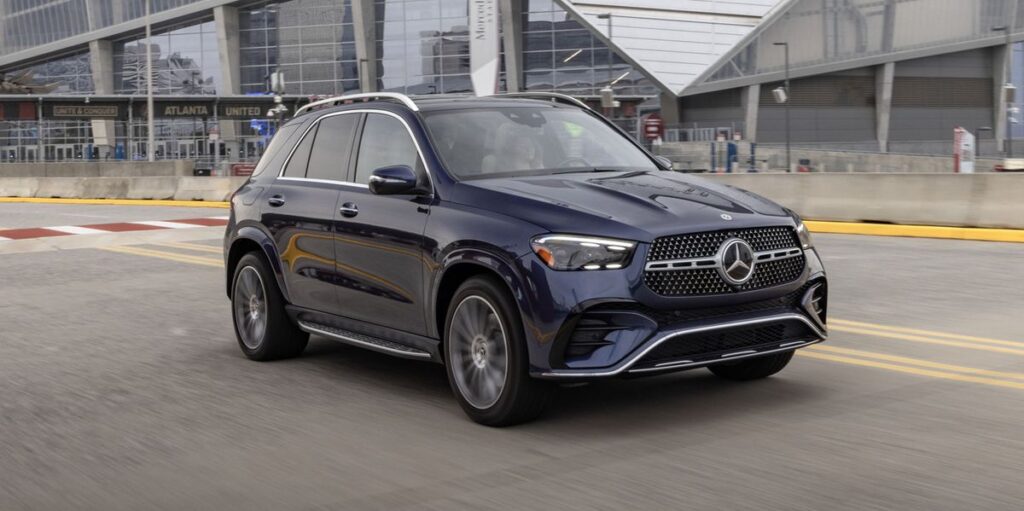 2024 Mercedes-Benz GLE450e Finally Fills the Gap