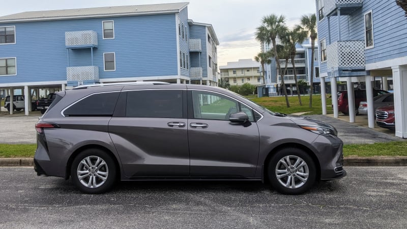 2023 Toyota Sienna Platinum AWD Long-Term Update | So many ways to open the sliding doors