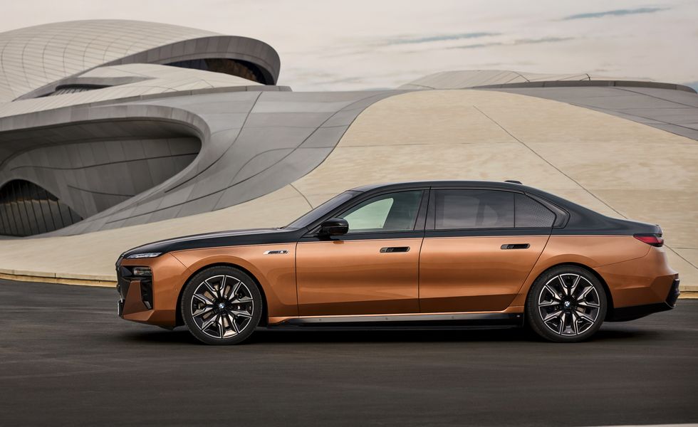 2024 bmw i7 m70