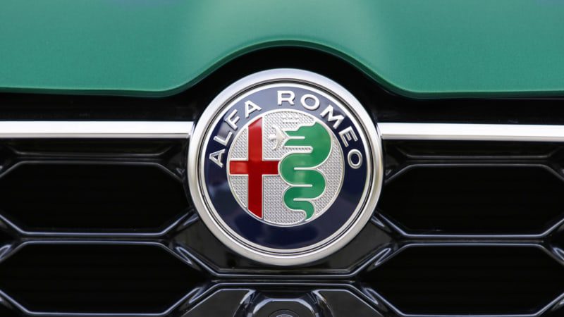 Alfa Romeo's first EV reportedly due out in 2024 as small crossover