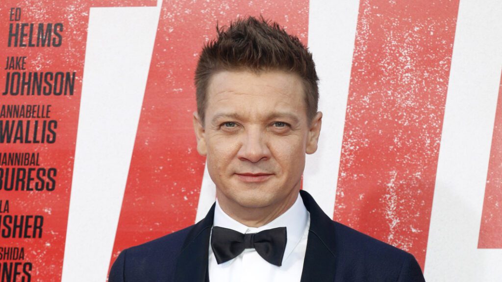 Jeremy Renner details horrifying injuries — 30 broken bones — in Diane Sawyer interview