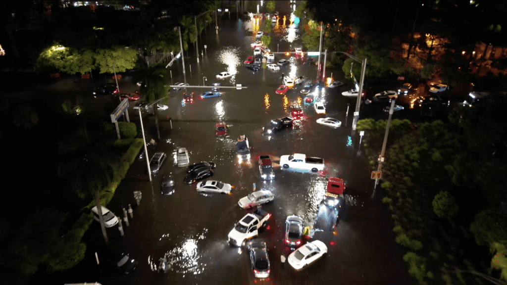 Massive Rain Storm Floods Fort Lauderdale, Leaving Cars Stranded in the Streets