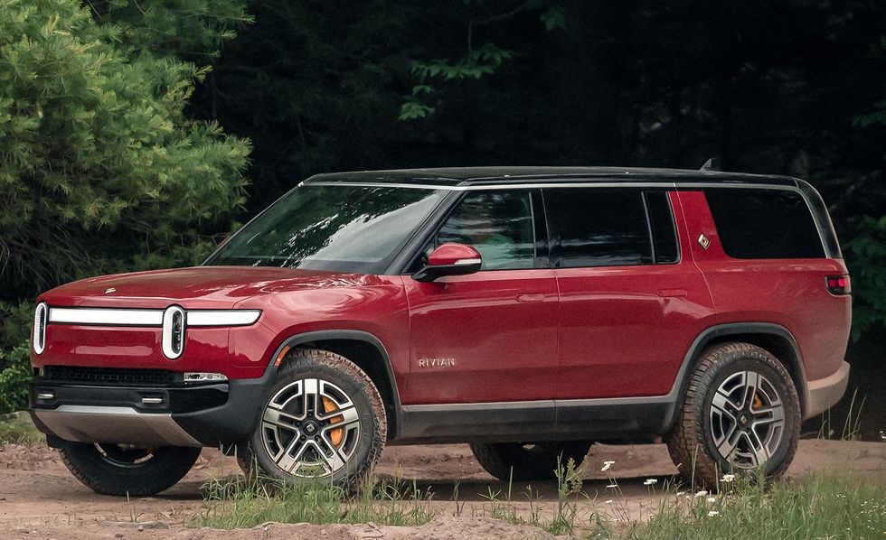 2022 rivian r1s