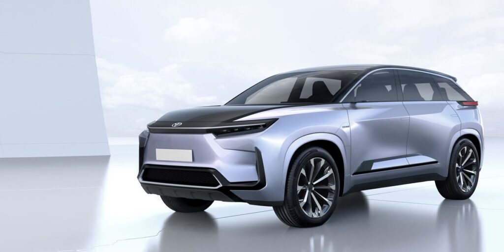 Toyota to Build Three-Row Electric SUV in America in 2025