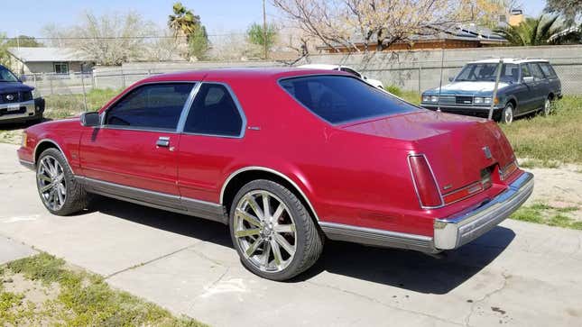 Image for article titled At $2,295, Could This 1990 Lincoln MK VII LSC Let You Drive in Style?