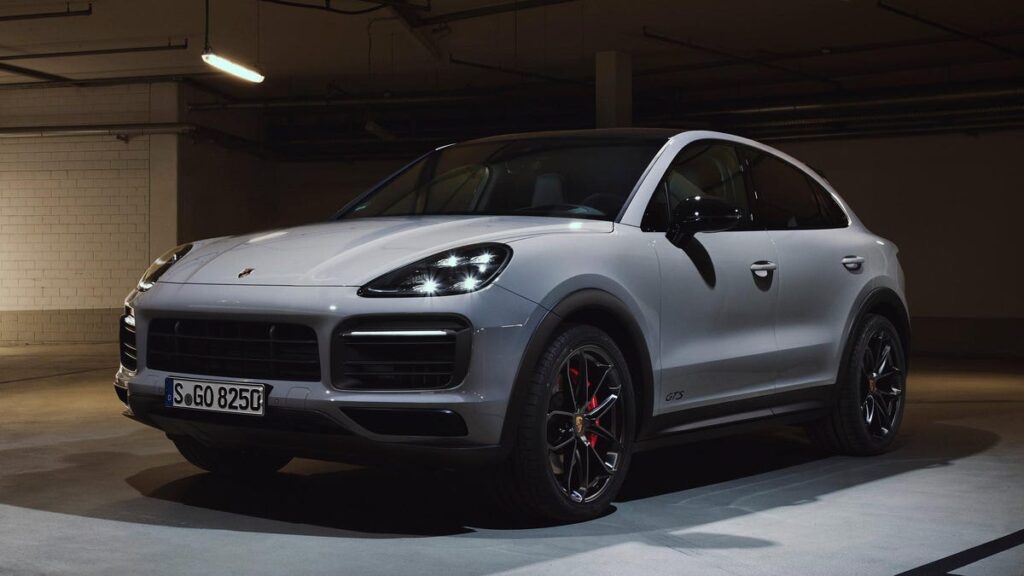 The 2023 Porsche Cayenne GTS Coupe Reminded My Dad Why He Loves Porsche