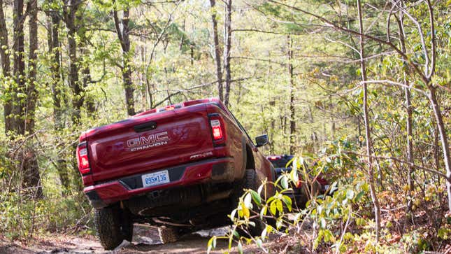 Image for article titled The 2023 GMC Canyon AT4X Refines Chevy&#39;s ZR2 Off-Road Formula