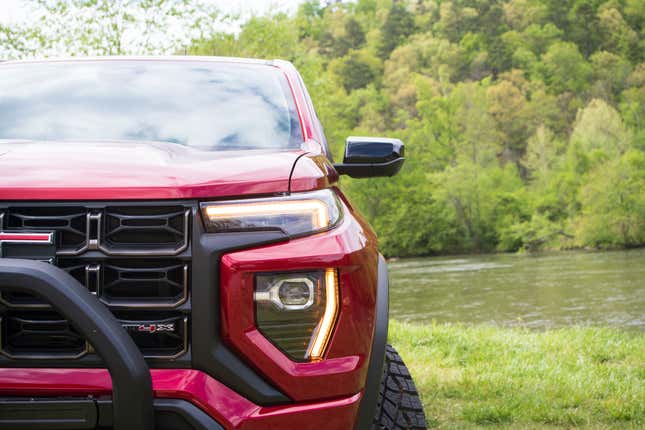 Image for article titled The 2023 GMC Canyon AT4X Refines Chevy&#39;s ZR2 Off-Road Formula