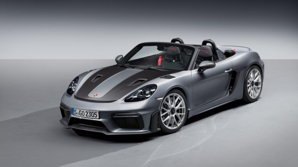 The 2024 Porsche 718 Spyder RS Is a 718 Cayman GT4 RS With No Roof