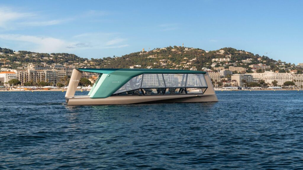 BMW’s Electric Boat Revealed At Cannes Is Certainly A BMW Thing