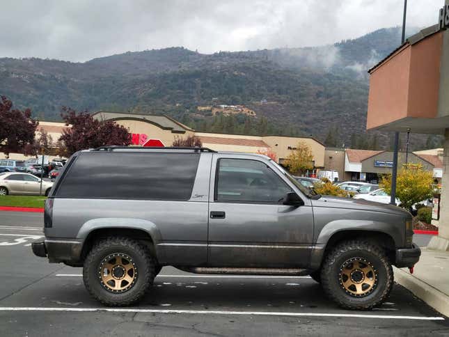 Image for article titled At $17,000, Is This 1999 Chevy Tahoe An Off-Roader That’s On The Money?