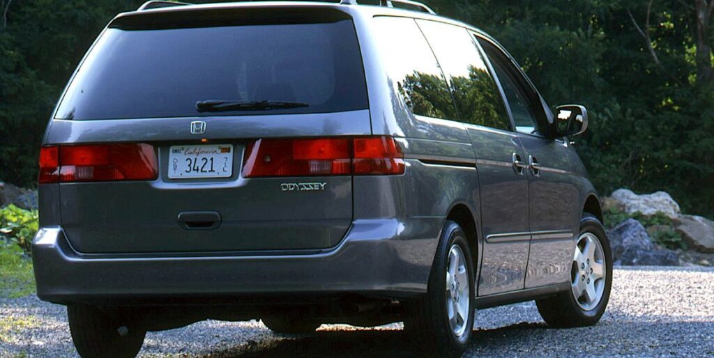 1999 Honda Odyssey EX Preview Test: Bigger and Better