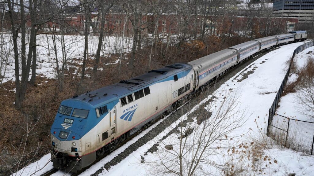 Amtrak Will Tow Your Private Railcar Around if Your Pockets Are Deep Enough