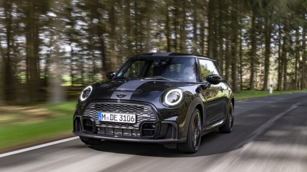 Mini John Cooper Works 1 To 6 Edition extols the manual transmission