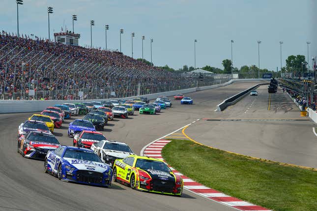 The NASCAR Cup Series field driving into Turn 1 at World Wide Technology Raceway