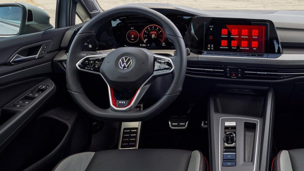 Volkswagen CEO Admits It Was A Mistake To Abandon Buttons And Other Physical Controls