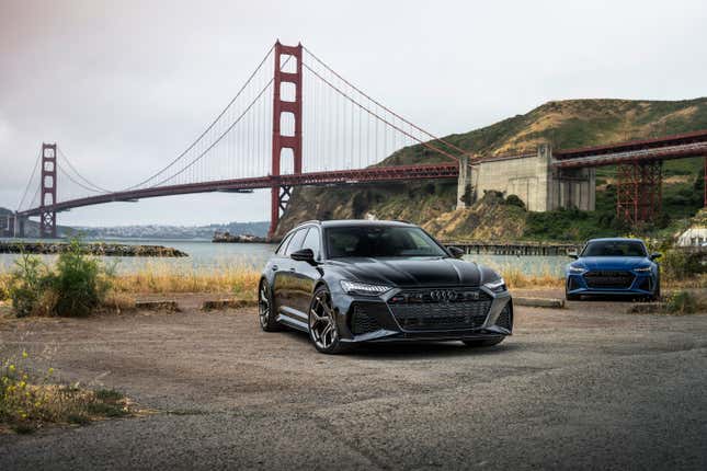 The 2024 Audi RS 6 and RS 7 Performance parked in front of the Golden Gate Bridge
