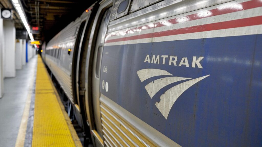 Freight Railroad’s 10 MPH Speed Limit Forces Amtrak To Suspend Route