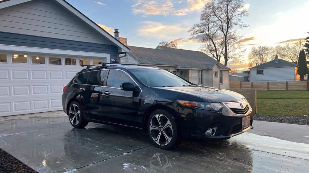 At $10,000, Is This 2012 Acura TSX Wagon Accurately Priced?