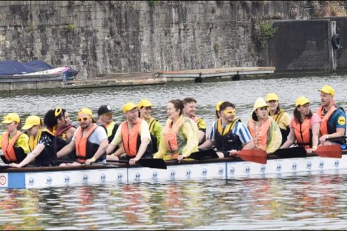 ARAG takes part in Bristol Dragon Boat Race to raise money for charity