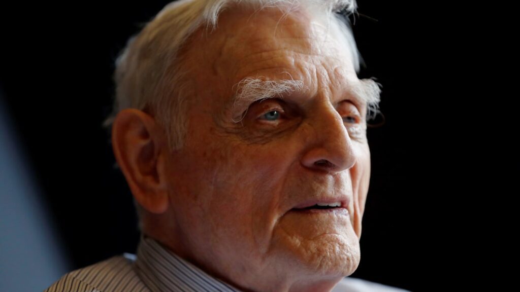 John Goodenough, Nobel laureate and battery pioneer, dies at 100