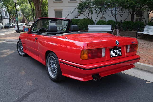 Image for article titled At $127,500, Would You Flip Your Lid Over This 1989 BMW M3 Convertible?