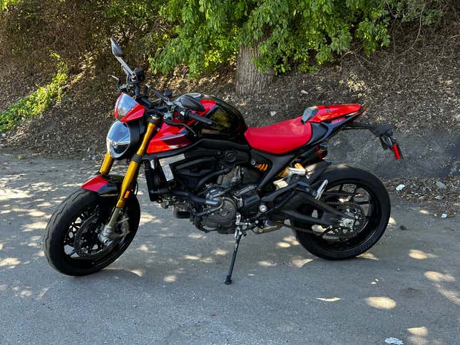 Drive-side profile shot of the 2023 Ducati Monster SP