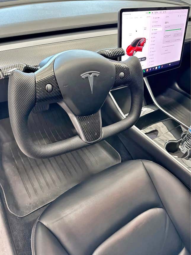 Image for article titled At $31,100, Could You Get A Charge Out Of This 2020 Tesla Model 3 Long Range?