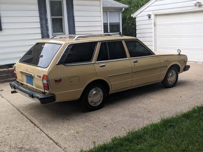Image for article titled At $13,900, Could This 1980 Datsun 510 Wagon Haul Home A Win?