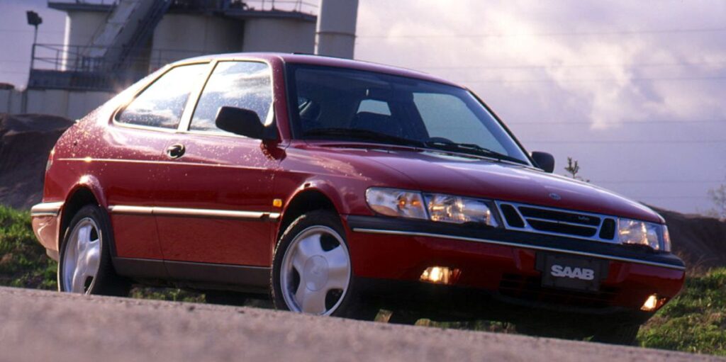 1995 Saab 900SE Turbo Test: Handle with Care