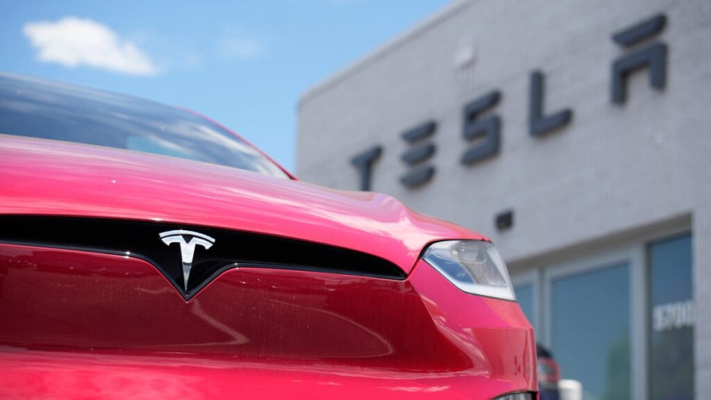 Tesla Offers 84-Month Loans To Help You Forget Interest Rates Are Rising