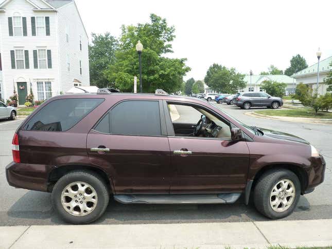 Image for article titled At $4,250, Does This 2001 Acura MDX Touring Offer Three-Rows Worth Of Value?