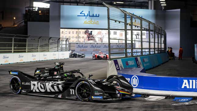 Lucas Di Grassi of Brazil and ROKiT Venturi Racing drives his car during the of ABB FIA Formula E Championship -London E-Prix Round 14 on July 31, 2022 at the ExCel Arena on July 30, 2022 in London, England.